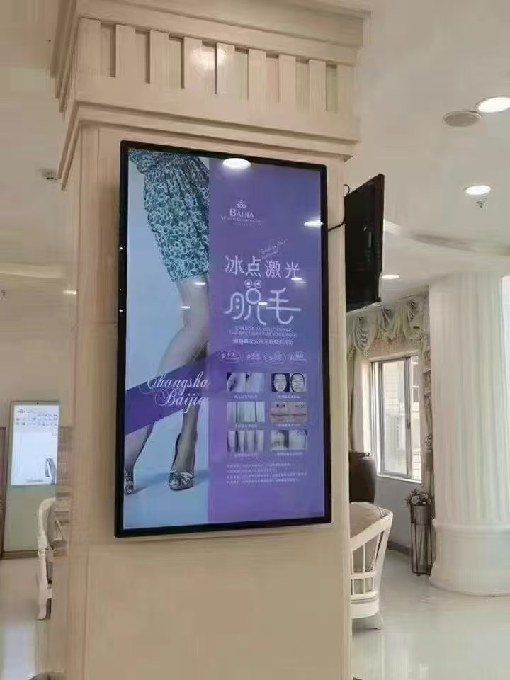 壁挂液晶广告机与电视机的不同之处(图2)