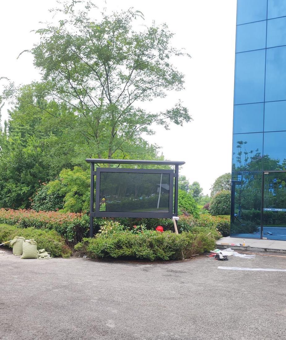 高格欣科技户外液晶广告一体机产品尺寸全场景适配指南(图2)